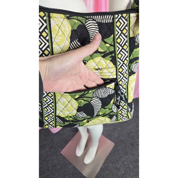 Vera Bradley Colorful Green Flower Hipster Quilted Cotton Crossbody Purse 10x10 - Picture 6 of 9